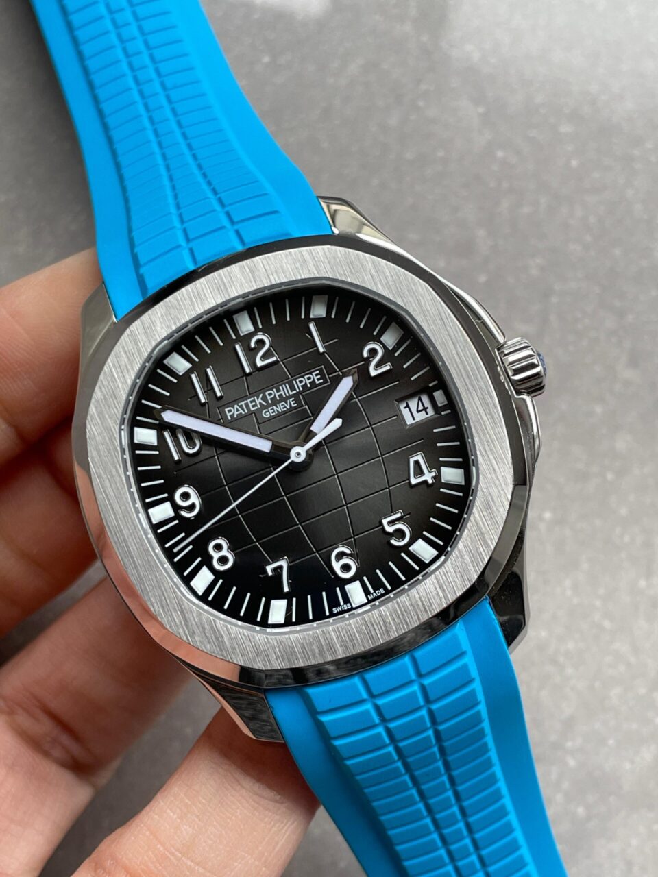 PATEK PHILIPPE Aquanaut 5168G 42mm SS 3KF 1:1 Best Edition Black Dial on Light Blue Rubber Strap A324 V2